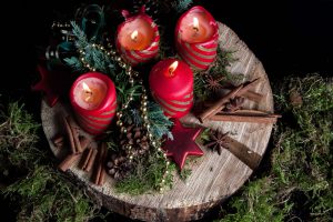 Adventskranz traditionell rot Galerie1