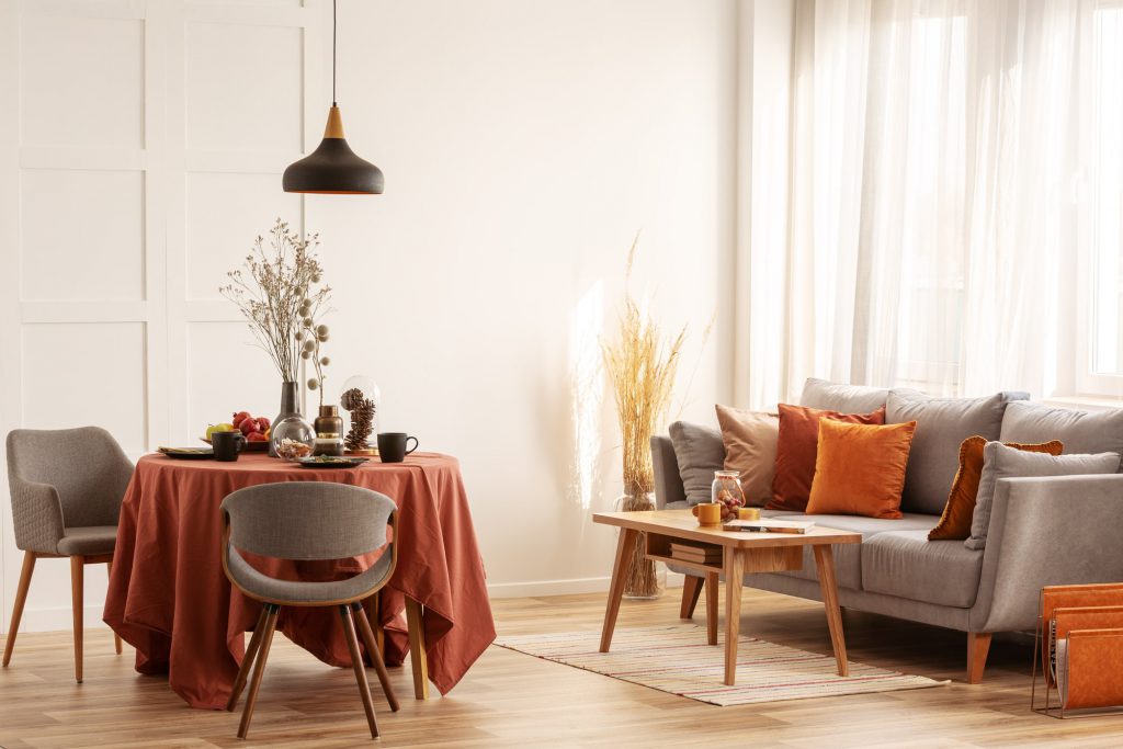 Herbstfarbe Orange Wohn-Esszimmer Galerie1