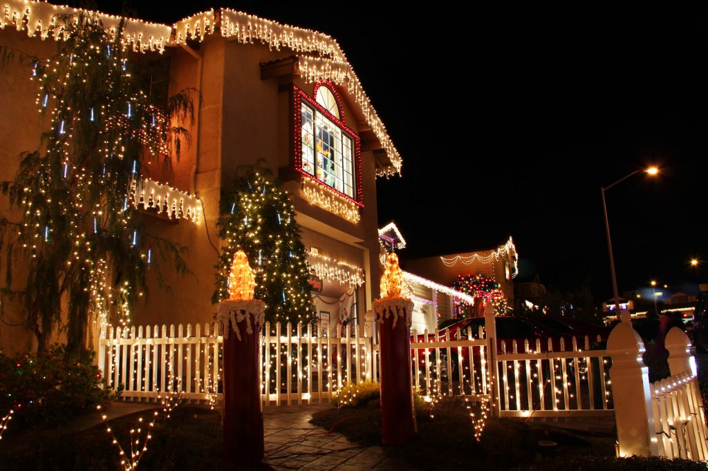 Weihnachtsbeleuchtung am Haus Galerie 3