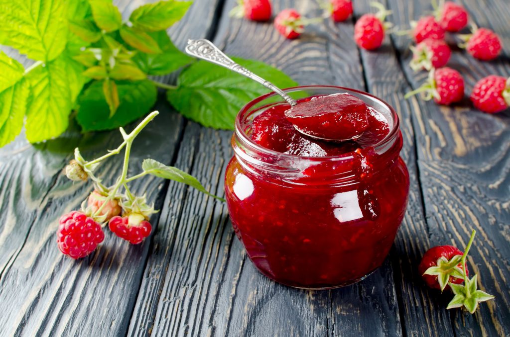 Marmelade als selbstgemachtes Ostergeschenk