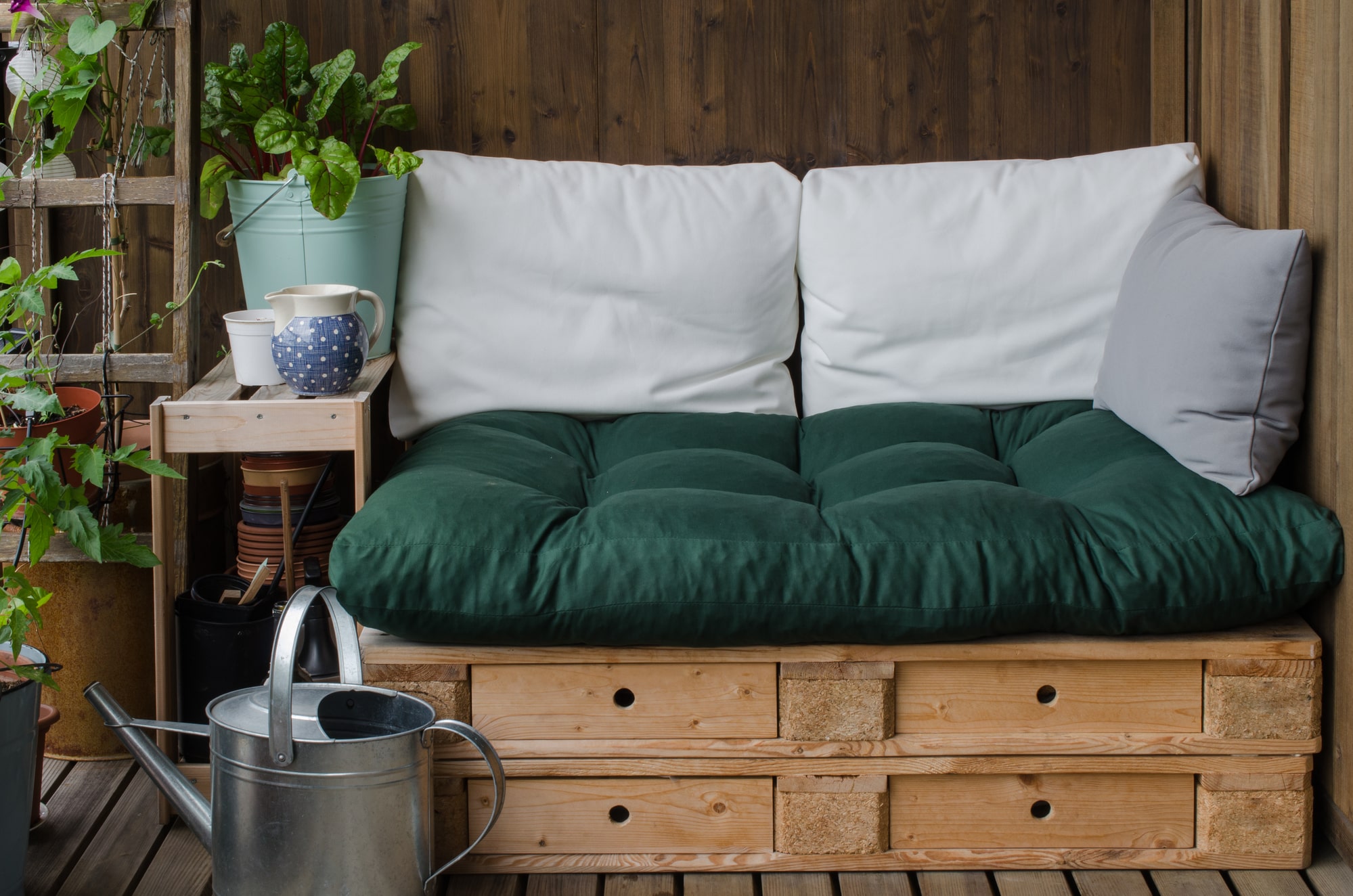 Lounge Möbel selber bauen immer im Trend mit 7ROOMZ
