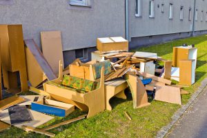 rechtliche Grundlagen für Möbel aus Sperrmüll