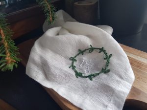 Bestickte Stoffservietten