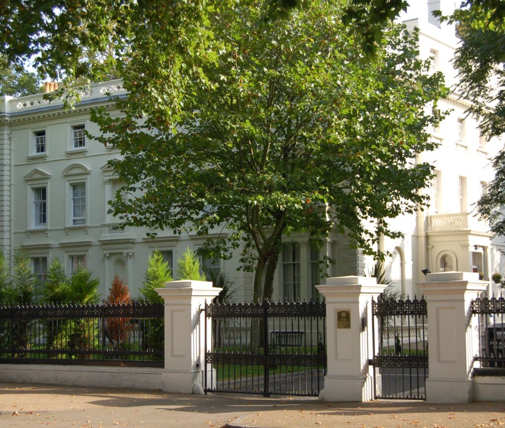 RussianEmbassyChancery05_(London)